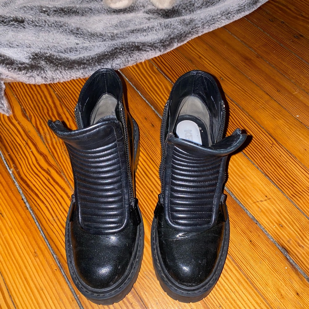 Kenzie Black Moro booties with zips